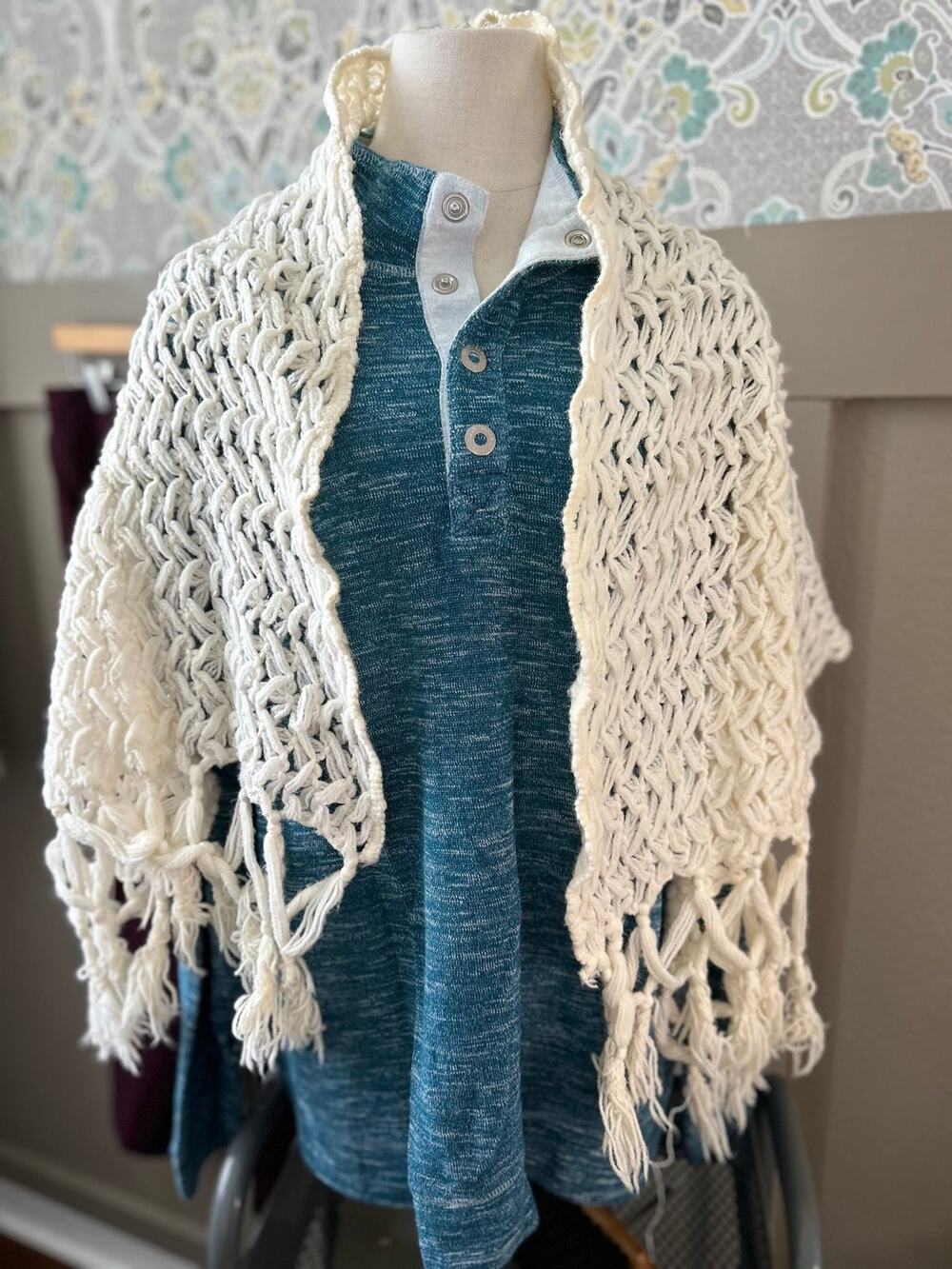 I vintage hair pin lace wrap yarn
